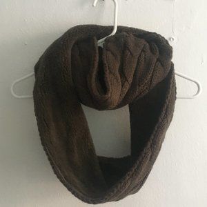 C.C Cable Knit Soft Infinity Scarf in Olive NWOT